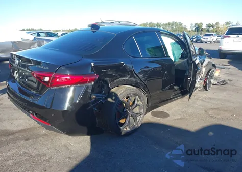 2020 Alfa Romeo Giulia Rwd из США, поврежденный, VIN ZARFAMAN7L7635923